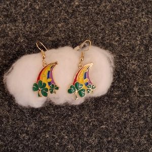 💥SALE💥Shamrock & Pot of Gold Rainbow Earrings NEW